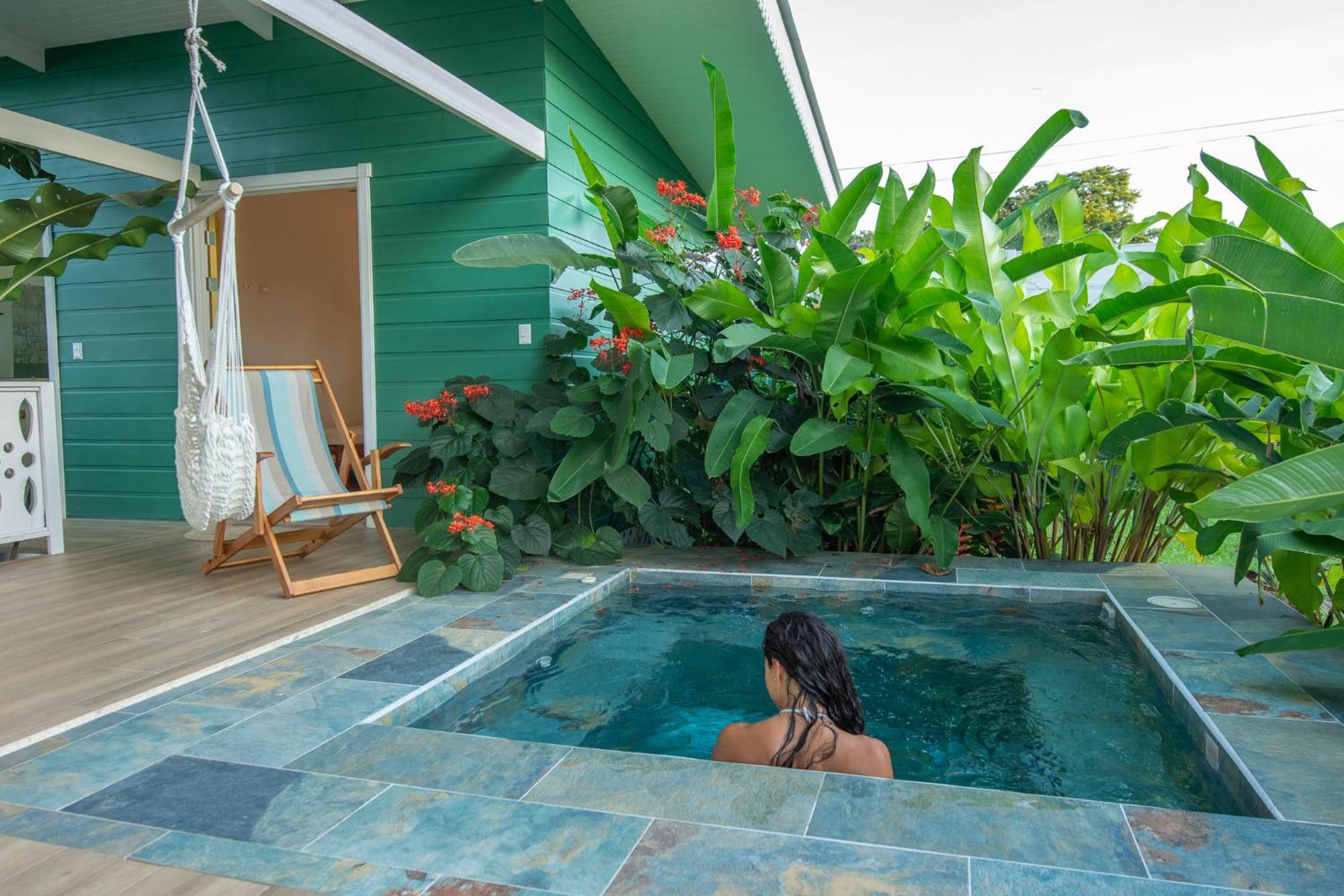 Namaitami Casa Hermosa Con Ac Y Piscina A Solo 650 Metros Del Parque Nacional Cahuita Eksteriør billede