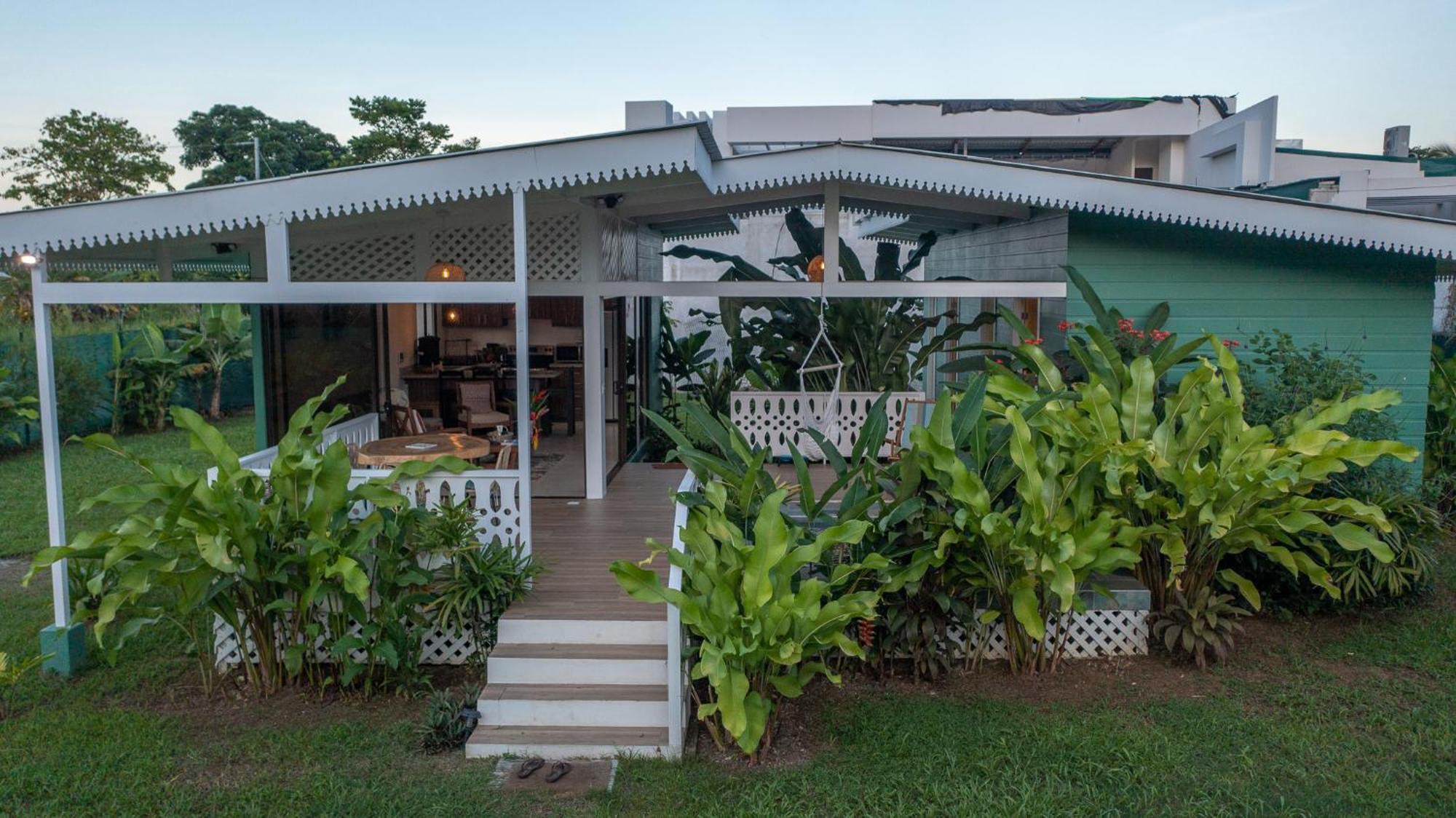 Namaitami Casa Hermosa Con Ac Y Piscina A Solo 650 Metros Del Parque Nacional Cahuita Eksteriør billede