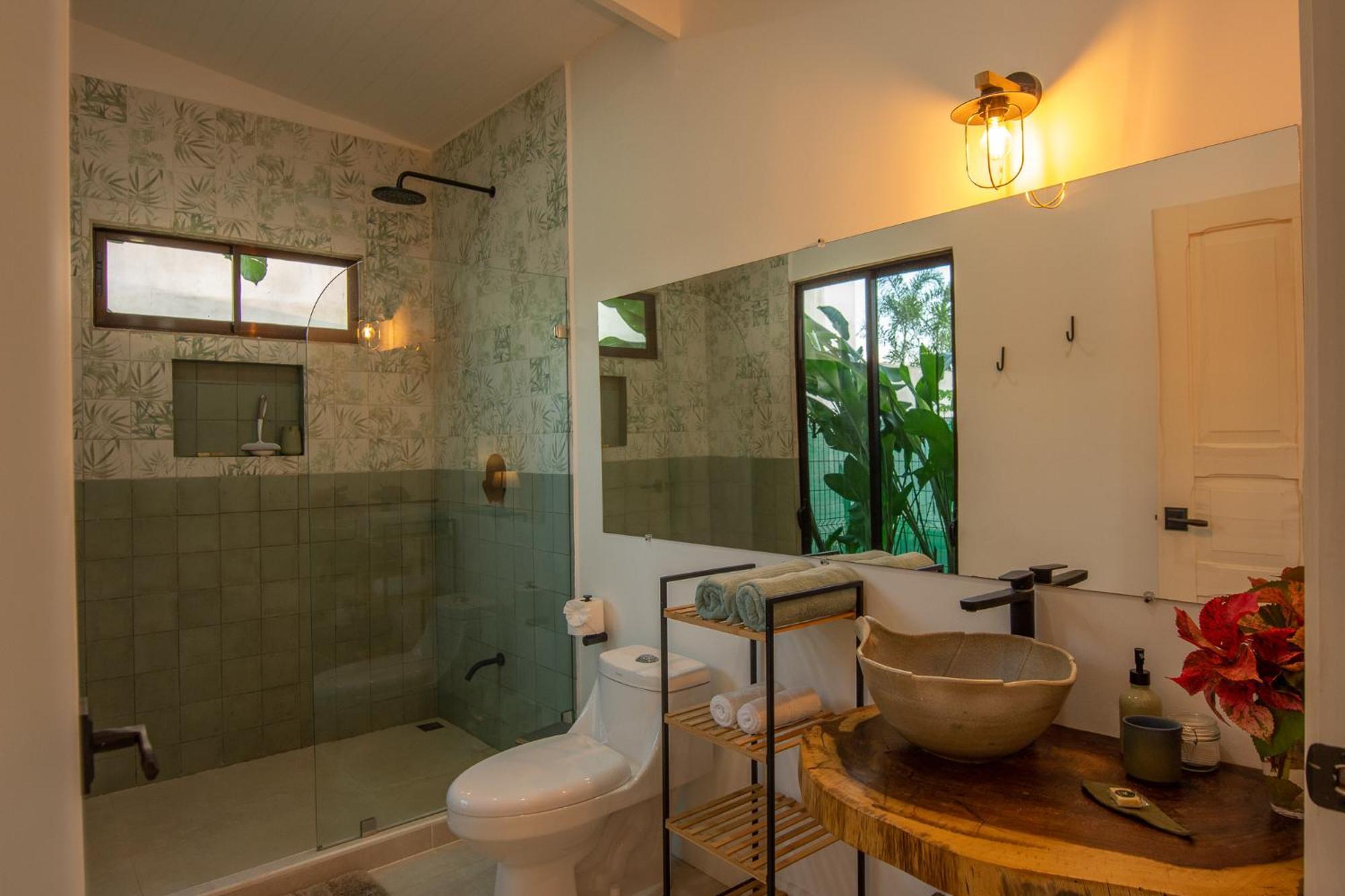 Namaitami Casa Hermosa Con Ac Y Piscina A Solo 650 Metros Del Parque Nacional Cahuita Eksteriør billede