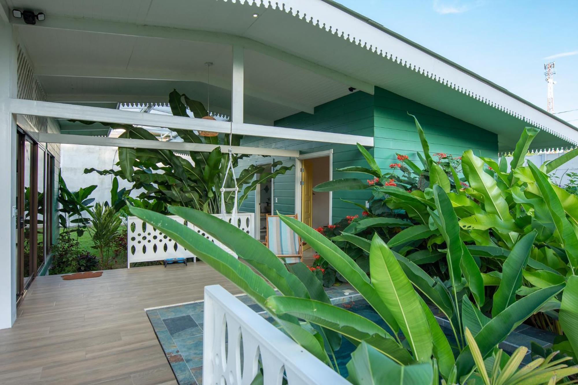 Namaitami Casa Hermosa Con Ac Y Piscina A Solo 650 Metros Del Parque Nacional Cahuita Eksteriør billede