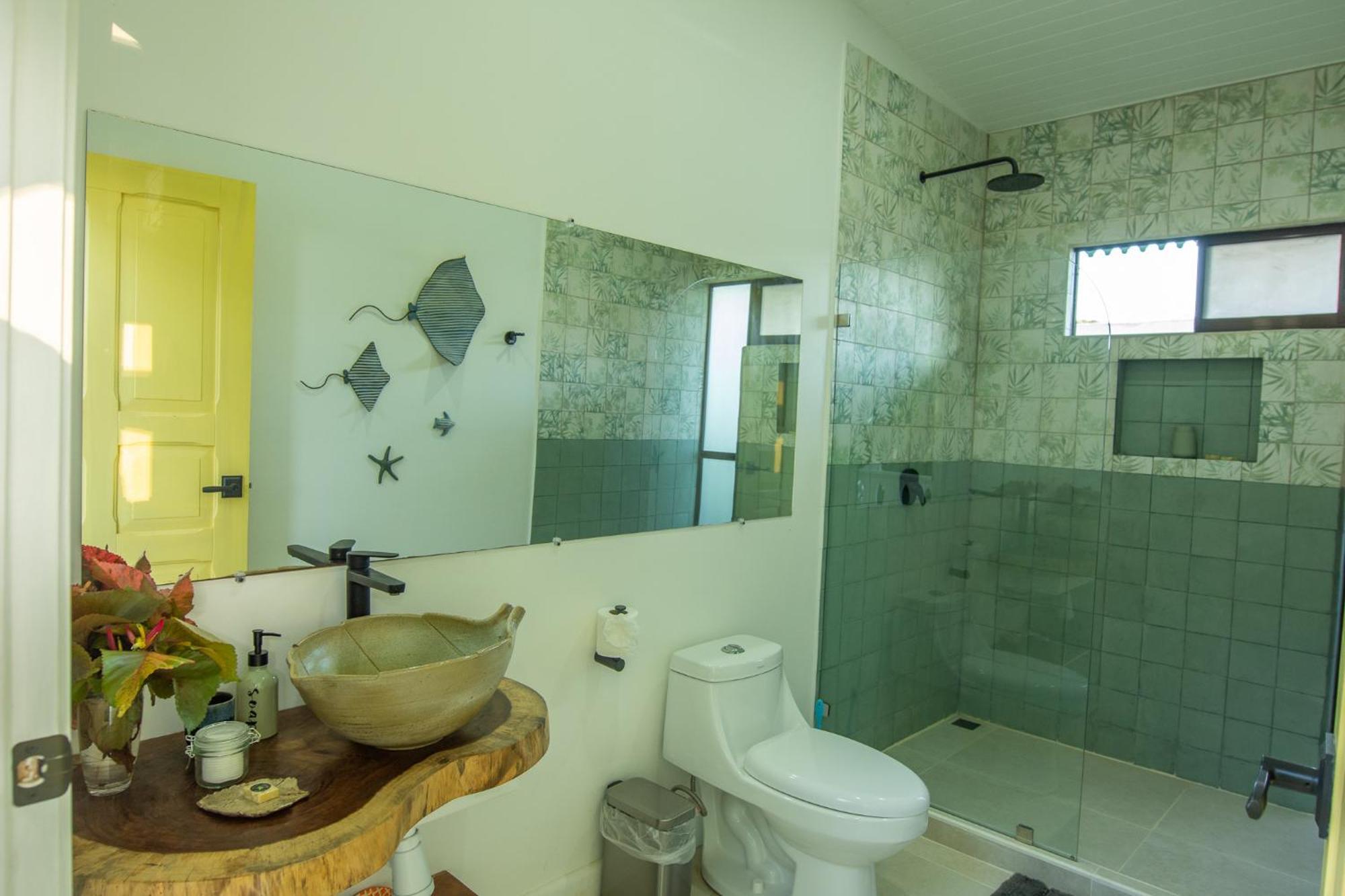 Namaitami Casa Hermosa Con Ac Y Piscina A Solo 650 Metros Del Parque Nacional Cahuita Eksteriør billede